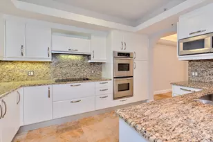 2051 SE 3rd St, Deerfield Beach, FL 33441 - Photo 30