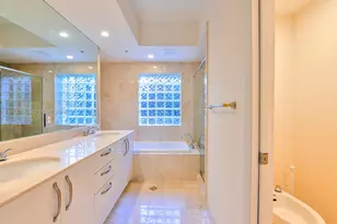 2051 SE 3rd St, Deerfield Beach, FL 33441 - Photo 42