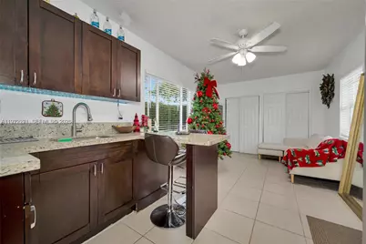 7420 SW 31st St #2, Miami, FL 33155 - Photo 2