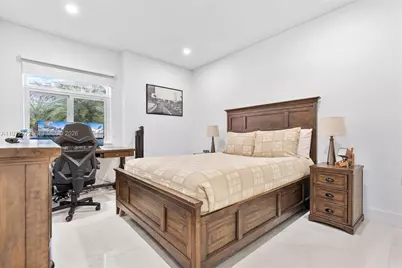 135 SW 125th Ave, Miami, FL 33184 - Photo 8