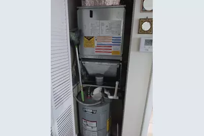 4675 W 18th Ct #409, Hialeah, FL 33012 - Photo 8