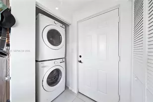 209 NW 13th Pl, Florida City, FL 33034 - Photo 8