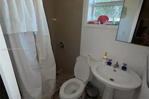 3050 NW 26th St, Miami, FL 33142 - Photo 16