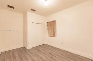 445 NW 77th St, Miami, FL 33150 - Photo 12