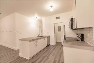 445 NW 77th St, Miami, FL 33150 - Photo 8