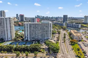 600 Three Islands Boulevard, Hallandale Beach, FL 33009 - Photo 38