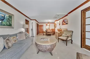 5555 Collins Ave, Miami Beach, FL 33140 - Photo 8