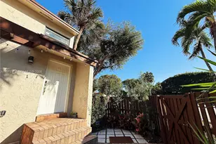 10231 Fontainebleau Blvd, Miami, FL 33172 - Photo 8