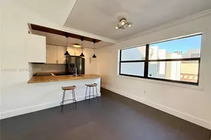 10231 Fontainebleau Blvd, Miami, FL 33172 - Photo 4