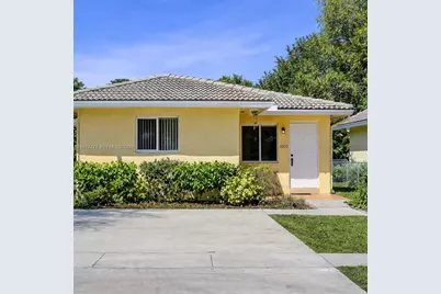 6103 Grant St, Hollywood, FL 33024 - Photo 1