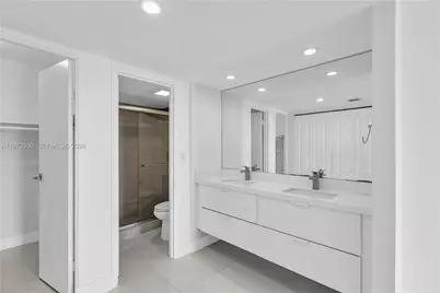 100 Bayview Dr #508, Sunny Isles Beach, FL 33160 - Photo 18