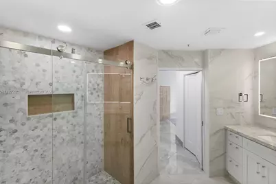 888 W Brickell Key Dr #1200, Miami, FL 33131 - Photo 4