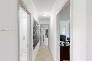 13821 SW 14th St, Miami, FL 33184 - Photo 18