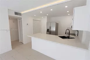 4550 NW 9th St, Miami, FL 33126 - Photo 20