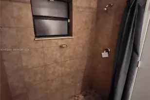 1227 Hyacinth Pl, Wellington, FL 33414 - Photo 10