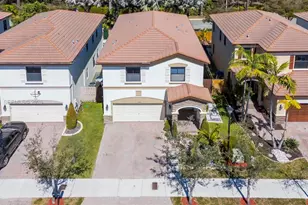 10043 NW 89 Terra, Doral, FL 33178 - Photo 4