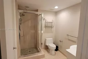 1850 S Ocean Dr, Hallandale Beach, FL 33009 - Photo 18