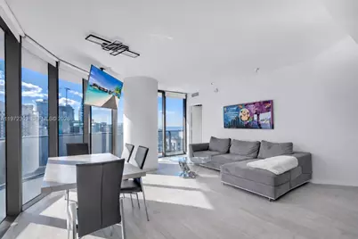 55 SW 9th St #3703, Miami, FL 33130 - Photo 10