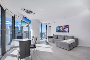 55 SW 9th St, Miami, FL 33130 - Photo 10