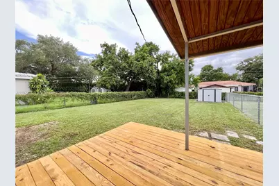 11020 NE 10th Ave, Biscayne Park, FL 33161 - Photo 24
