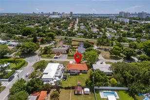 11020 NE 10th Ave, Biscayne Park, FL 33161 - Photo 38