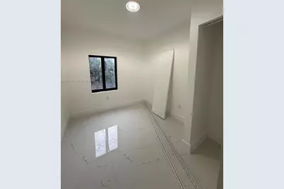 1379 NW 55th Ter #4, Miami, FL 33142 - Photo 6