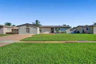 8521 Pasadena Blvd, Pembroke Pines, FL 33024 - Photo 1