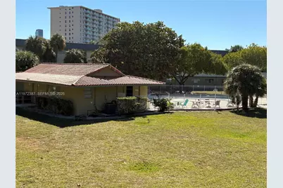 270 Layne Blvd #211, Hallandale Beach, FL 33009 - Photo 2