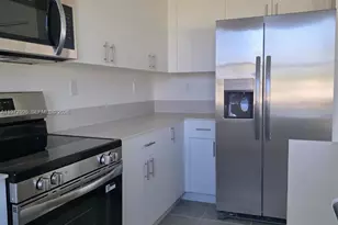 2741 SE 24th Ct, Homestead, FL 33035 - Photo 8