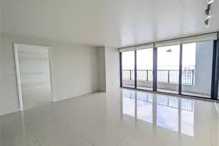 555 NE 15th St, Miami, FL 33132 - Photo 10