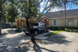 136 SW 15 Te, Homestead, FL 33030 - Photo 2