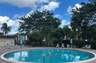 6005 Del Lago Cir, Sunrise, FL 33313 - Photo 24