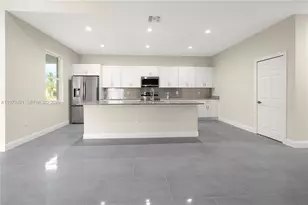 1043 Albert Ave, Lehigh Acres, FL 33971 - Photo 6