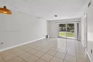 430 SW 113th Way, Pembroke Pines, FL 33025 - Photo 8