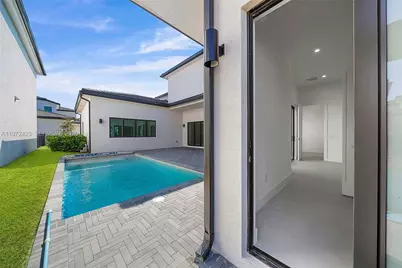 5718 Ashwood Cir W #5718, Hollywood, FL 33312 - Photo 20