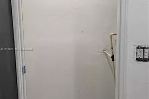 1490/1492 NW 38th St, Miami, FL 33142 - Photo 38