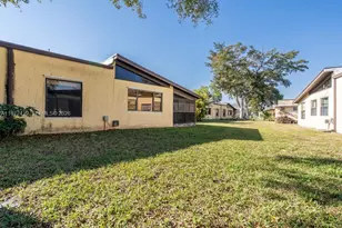 446 Briarwood Cir, Hollywood, FL 33024 - Photo 50