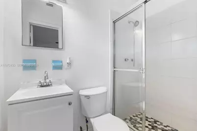 710 N 65th Ter, Hollywood, FL 33024 - Photo 16