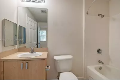 533 NE 3rd Ave #435, Fort Lauderdale, FL 33301 - Photo 14