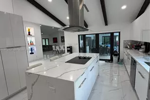 11300 NW 5th St, Plantation, FL 33325 - Photo 32