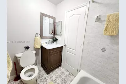 8360 NW 103rd St #204E, Hialeah Gardens, FL 33016 - Photo 20