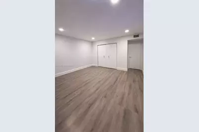 1555 W 44th Pl #247, Hialeah, FL 33012 - Photo 6