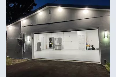 27501 SW 162nd Ct, Homestead, FL 33031 - Photo 2