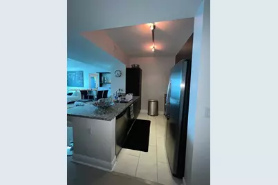 950 Brickell Bay Dr #3105, Miami, FL 33131 - Photo 6