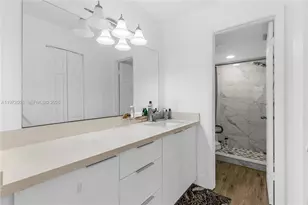 2704 NW 104th Ave, Sunrise, FL 33322 - Photo 8