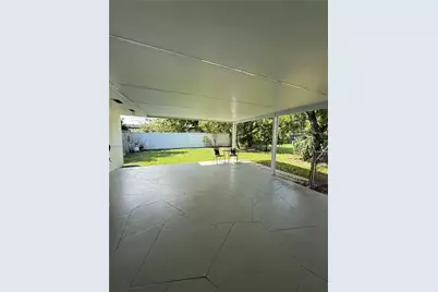 1720 SW 87th Ave, Miami, FL 33165 - Photo 10