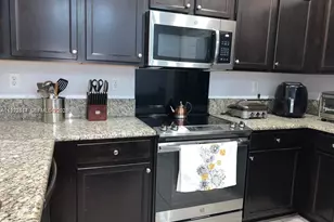 3392 W 90th Terrace, Hialeah, FL 33018 - Photo 6