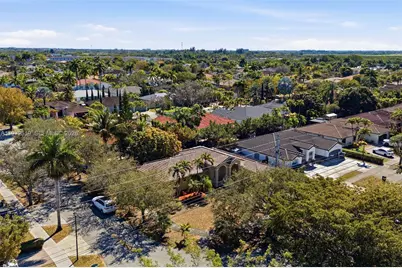 18049 SW 152nd Ave, Miami, FL 33187 - Photo 30