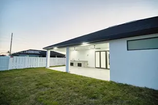 9 NW 12th Pl, Cape Coral, FL 33993 - Photo 18