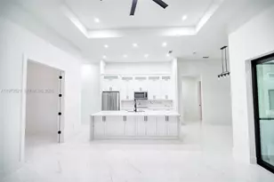 9 NW 12th Pl, Cape Coral, FL 33993 - Photo 8